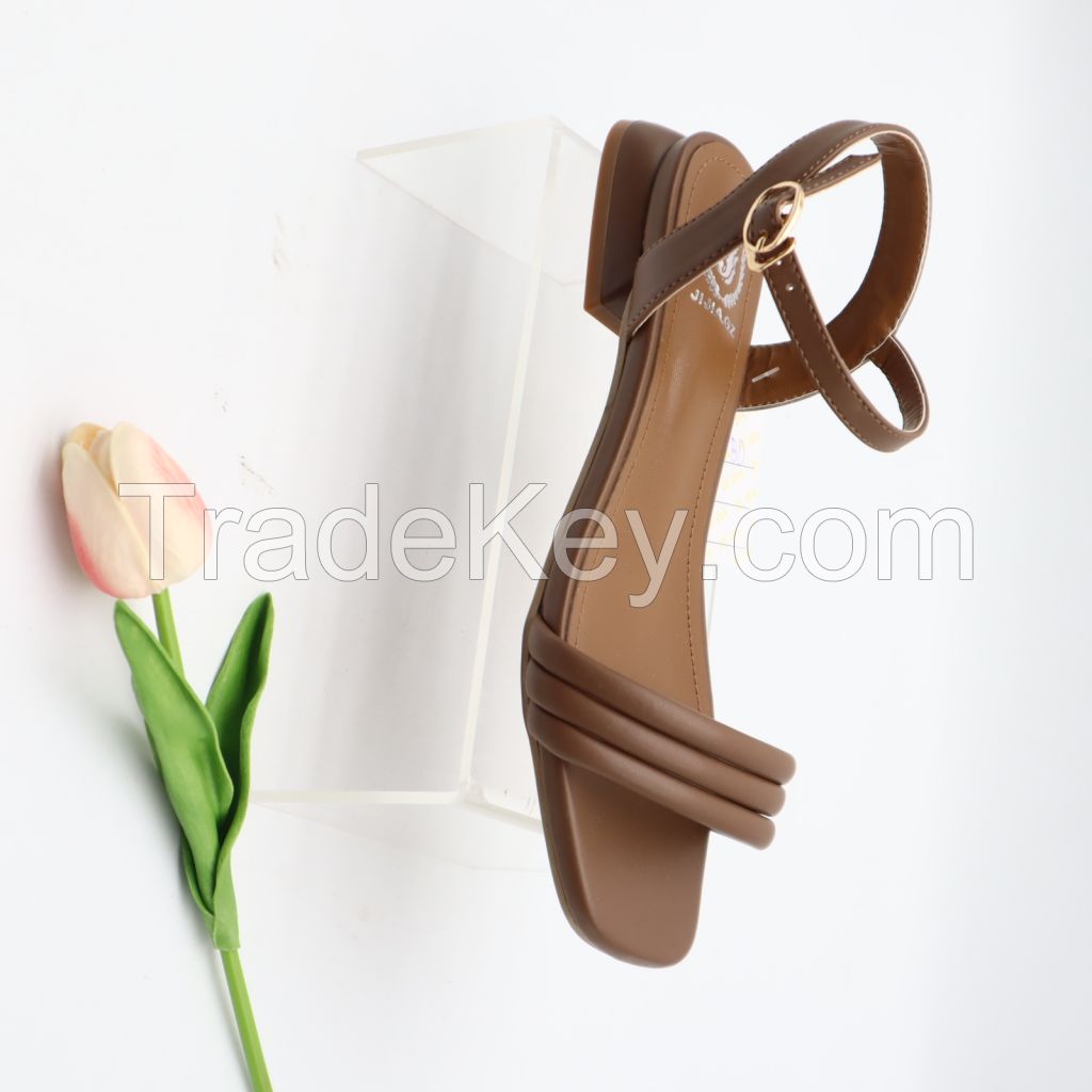 lady shoes and man shoes 