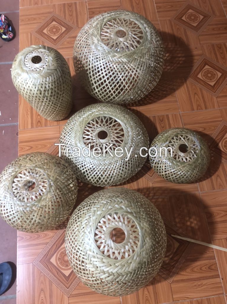 Unique Rattan Bamboo Lamp Shape Organic Bamboo Wicker Weaving Standing Chandelier Pendant Lighting For New Year Decoration