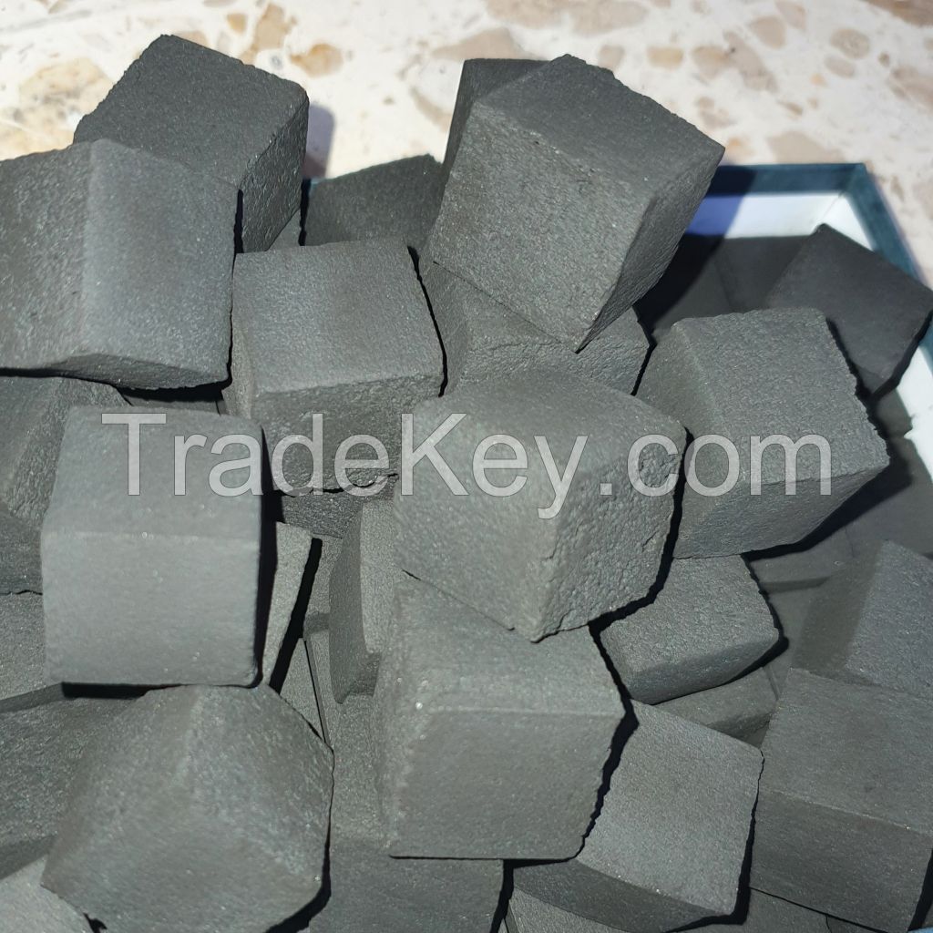 Coconut shell charcoal briquette