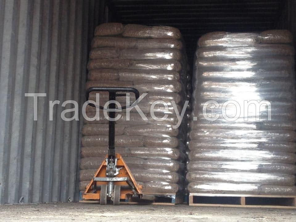 Premium Grade Pine  Wood Pellet 6mm