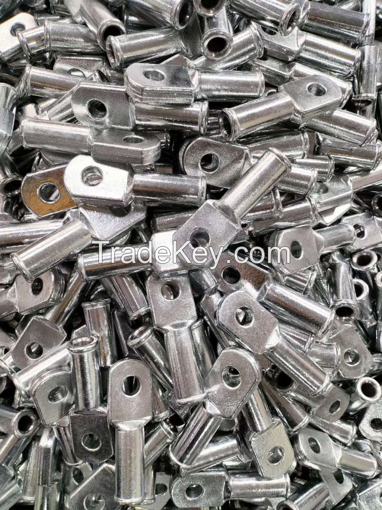 Composite insulators hardware fittings