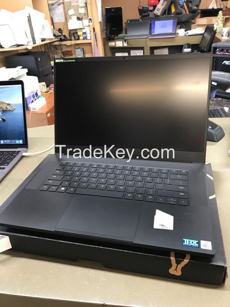 Razer Blade Gaming Laptop 15 Silver (2020) 16GB 512GB SSD 4K OLED