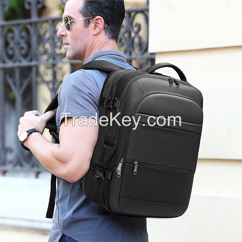 Large capacity backpack men&#039;s waterproof extended computer backpack