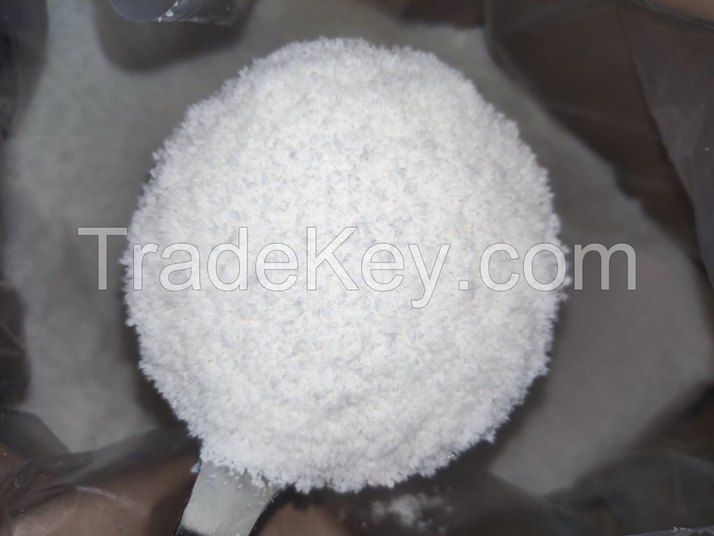 HIGH FAT DESICCATED COCONUT FINE AND MEDIUM GRADE FOR SALE