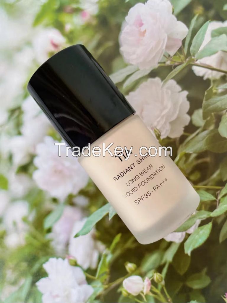 Tia Flawless Muscle Moisturizing Liquid Foundation