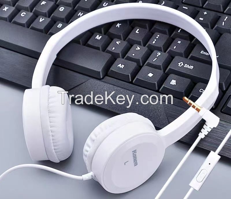 Lightweight and Comfortable Headset with Microphone Wire Control