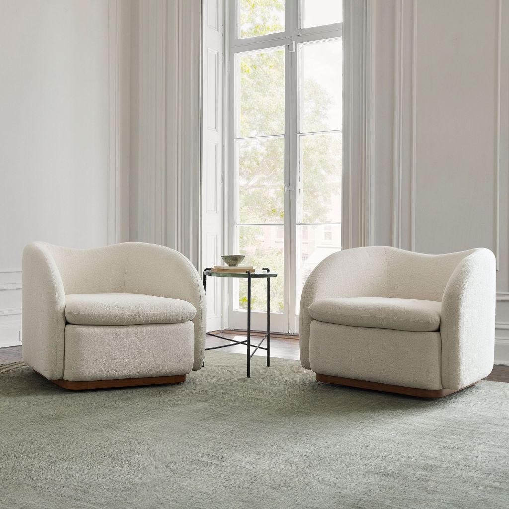 Yimi Fabric Kaufman Swivel Chair