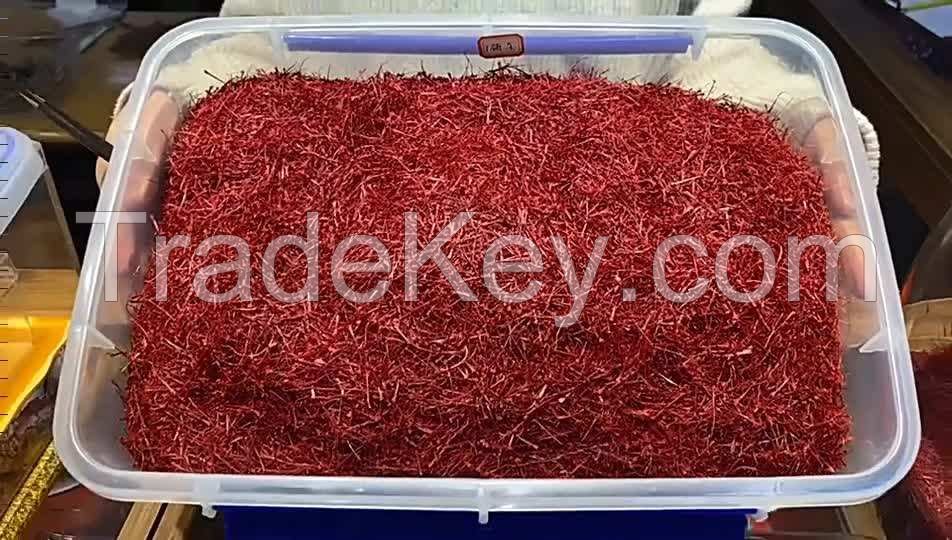 hot selling organic sargol saffron dried with good price  sargol momtaz  negin saffron  high quality sargol