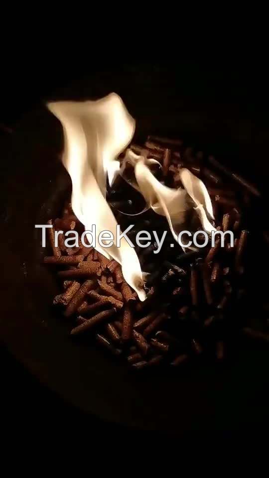 pine wood logs Inflammable material used yellow pine wood lumber for sale pellets in 15kg bags en plus a1class A1 pine wood