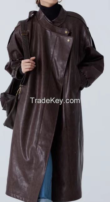 Mu-Leather coat