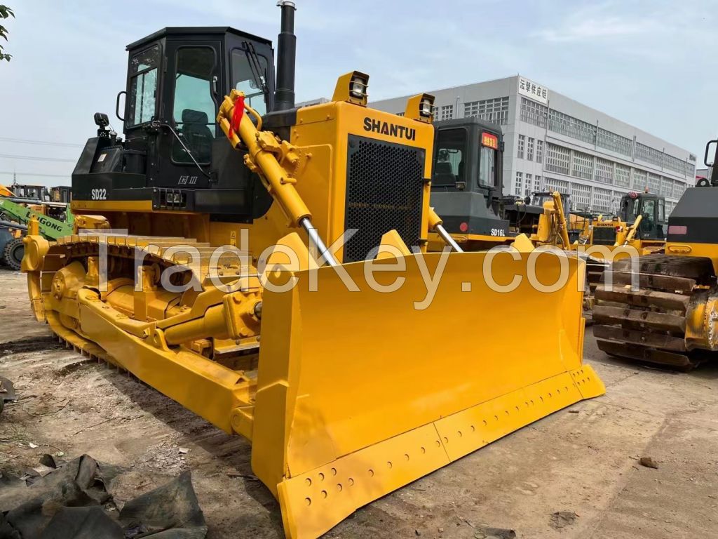 Second-hand mountain push 220 bulldozer SD320 large small pine Caterpillar push rake excavator