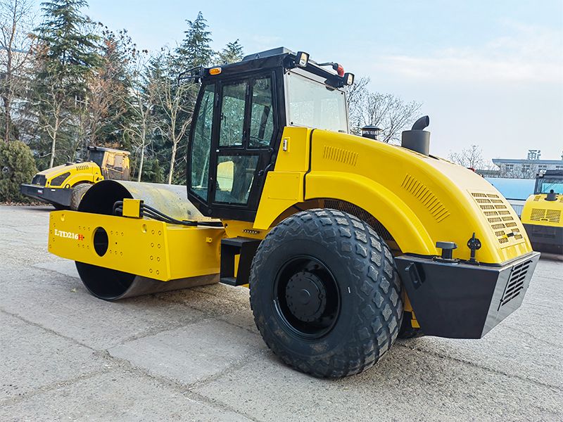 Hydraulic LTD216H road roller