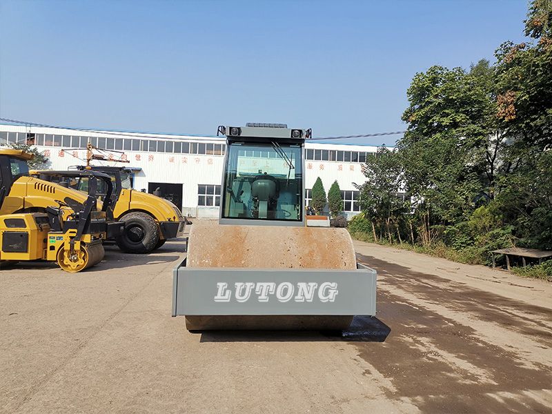 LTD210H  road roller