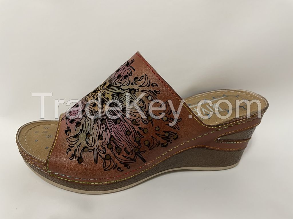 HAND MADE HAND PAINTED LEATHER SANDAL