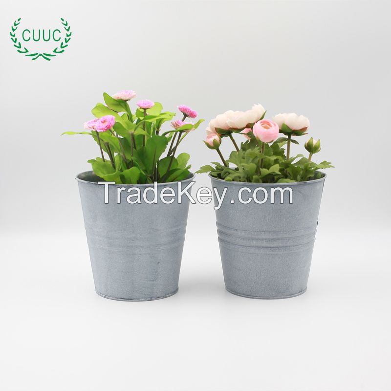 Natural Metal Planter Stand Zinc Flower Pot with Embossed Finish for Wholesale