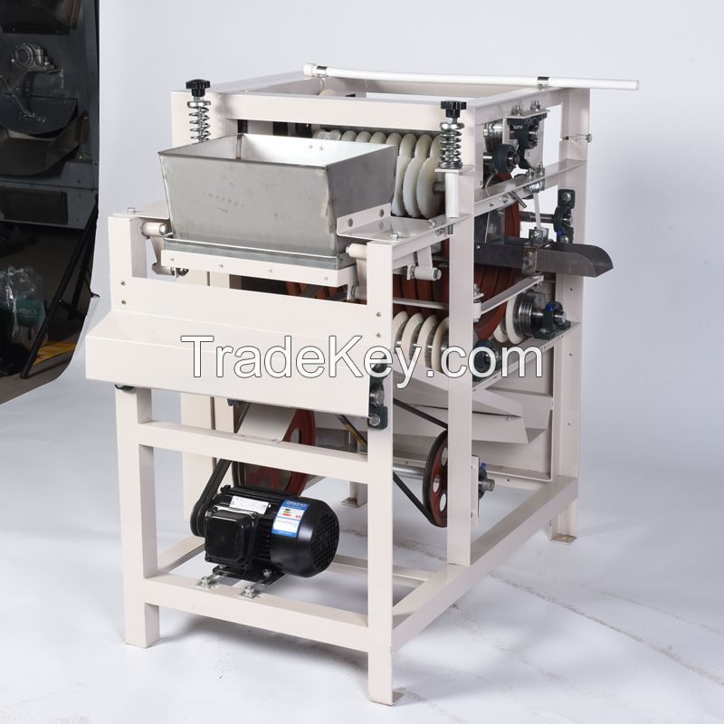 Wet Soybean Peanut Peeling Machine