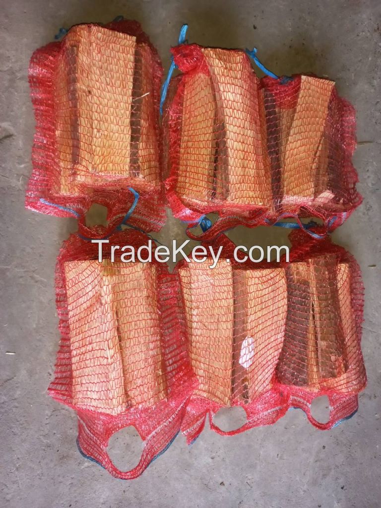 Firewood in plastic nets | Wholesale | Worldwide delivery | Ultima