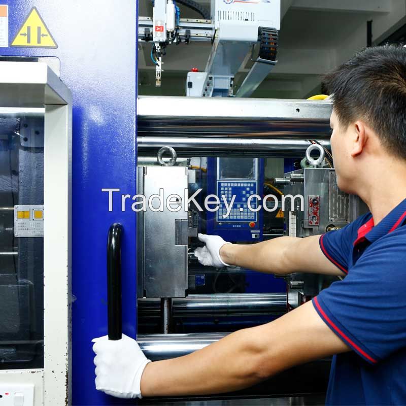 Plastic injection molding services