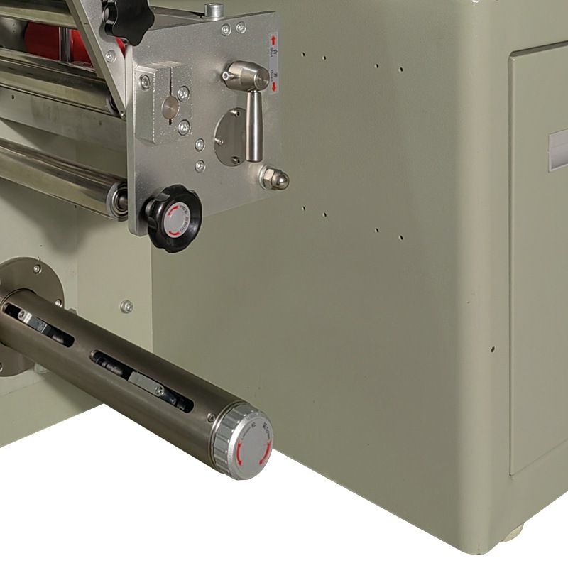 Breadpillow packaging equipment Cardpillow packaging machinery