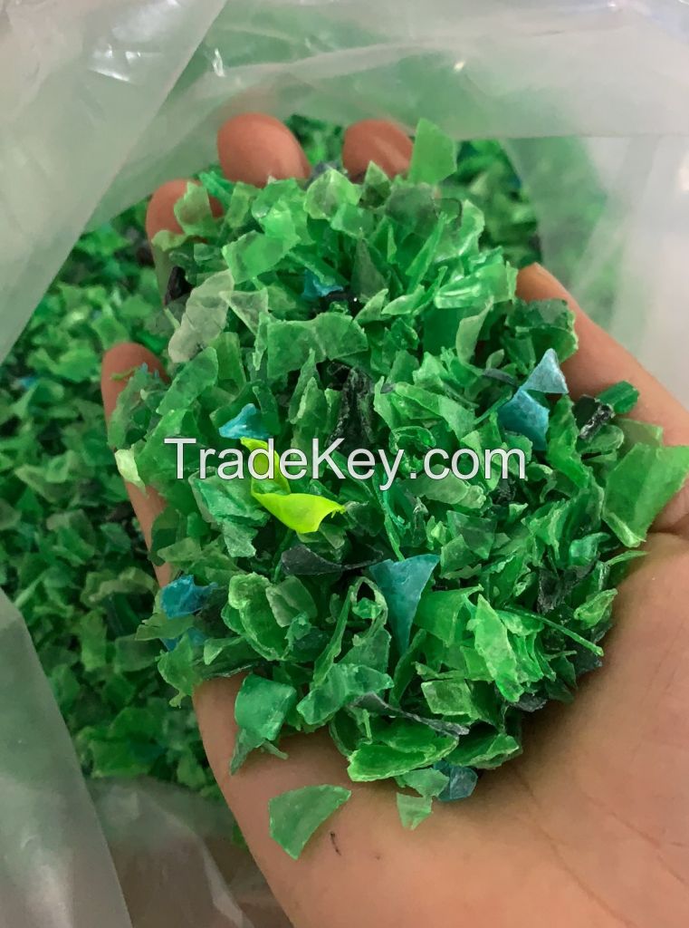 Good Quality Recycled PET Bottle Flake Crushed Cold And Hot Washed Pet Bottle Flakes Plastic PET Bottle Flake