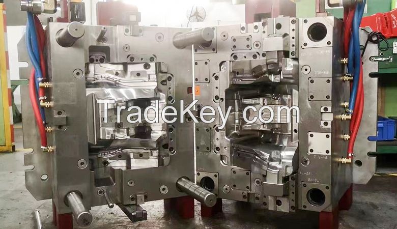 China injection molding manufacturer plastic mould maker