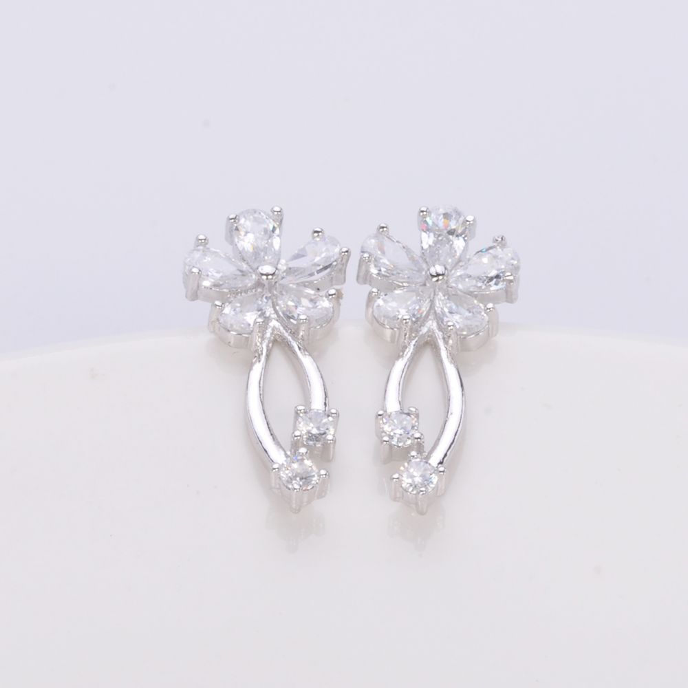 Fashion Jewelry Factory Flower Shape CZ Gemstone 925 Sterling Silver Earrings, Silver Cz Cubic Zirconia Stud Earrings