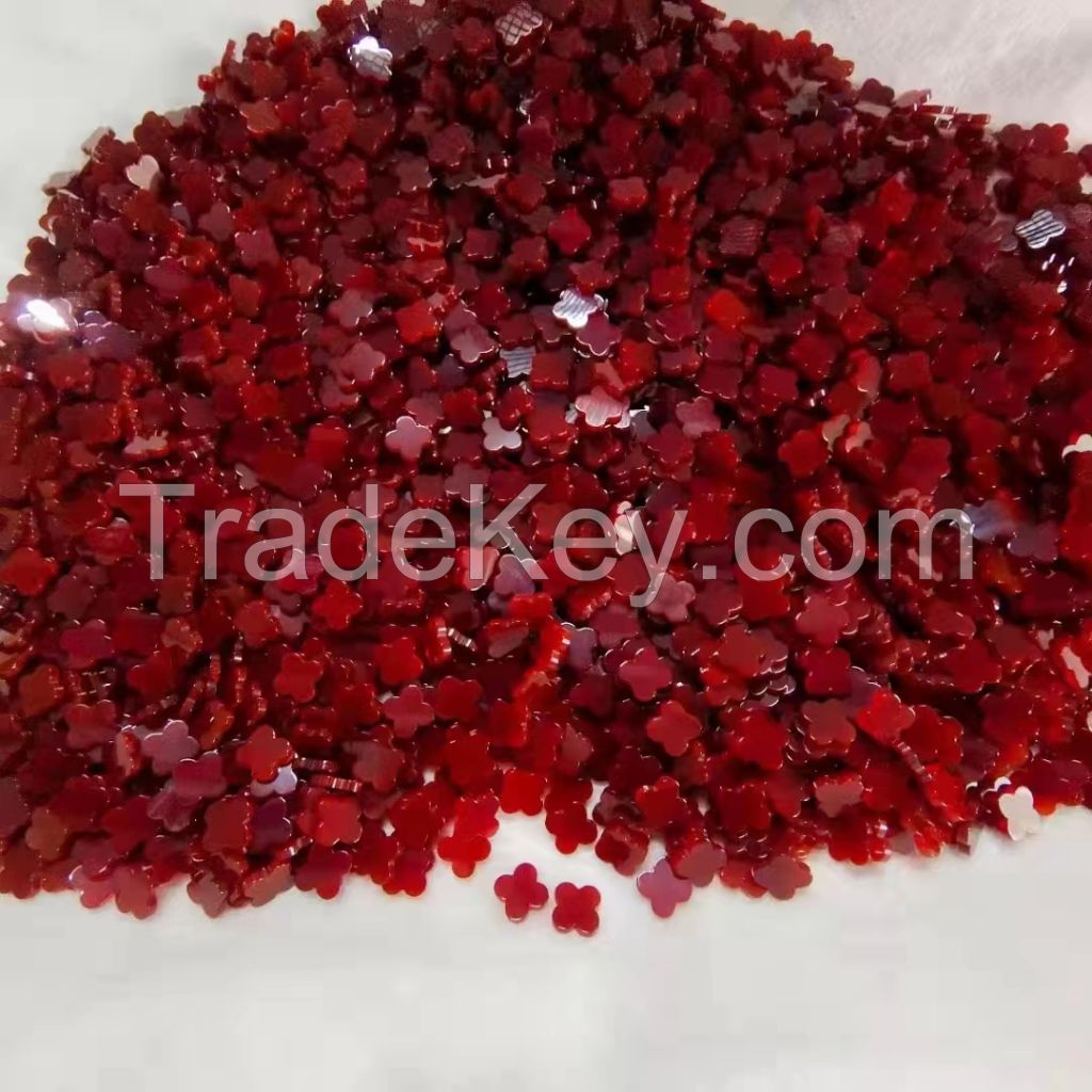 Natural stone of jewelry making elements. 