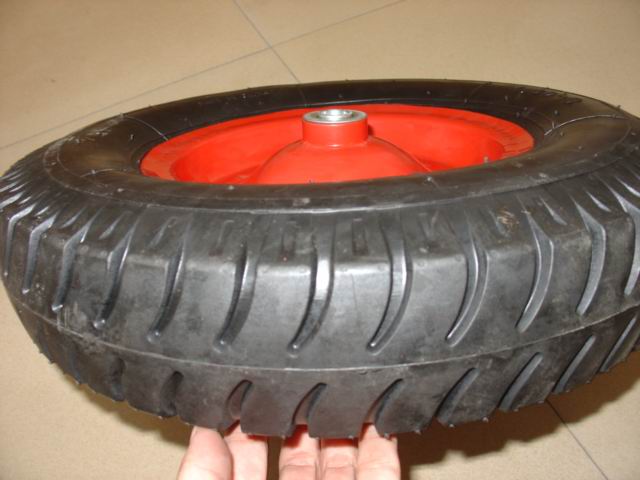 wheel barrow tyres