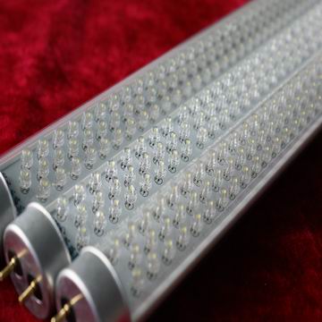 LED fluorescent tube (900mm--270pcs LED--15W)