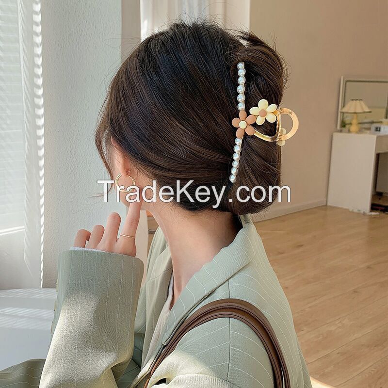 Elegant Hair Claws