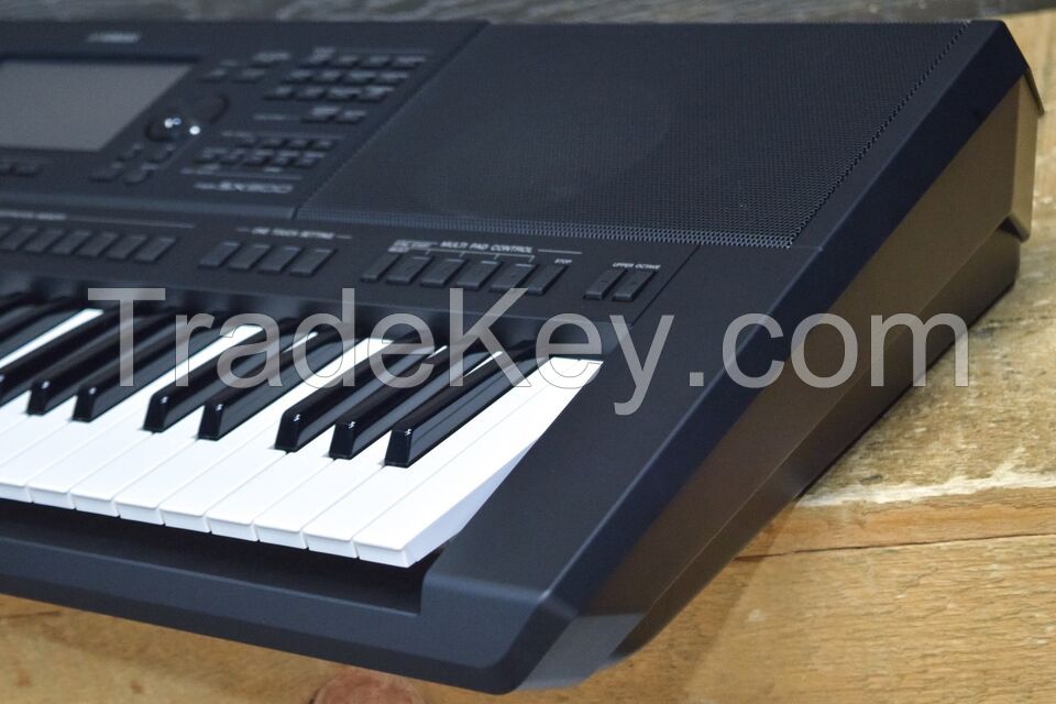 Yamaha PSRSX900 61 Key High Level Arranger Keyboard 