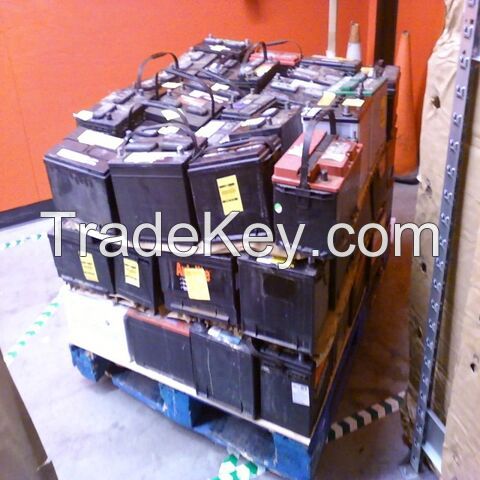 Used Scrap Battery Scrap / Car and truck battery drained lead battery scrap