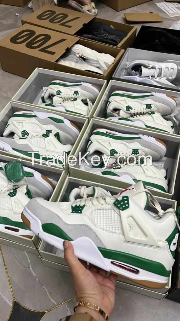 dropshipping Sports men Shoes Running Basketball women sneakers Retro 4 factorey in China in bulk