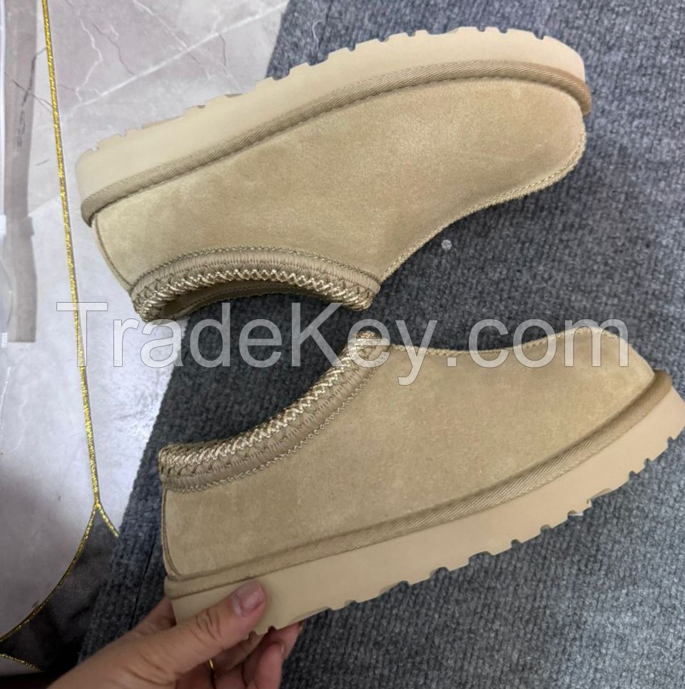 Wholesale Winter Sheepskin Fur Snow Boots Chestnut Thick Sole Slip-on Fashion Shoes