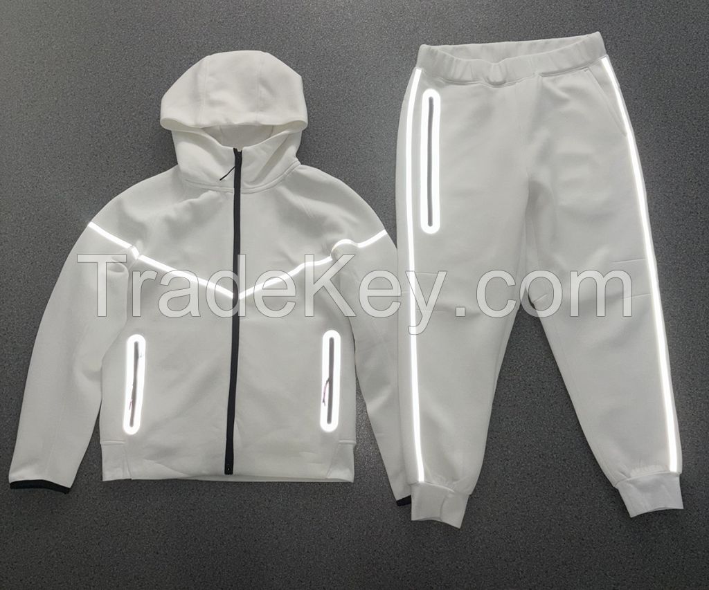 2025 New Fashion Sports Track Suit with Fluorescent Line Jogging Suit Men Sweat Suit