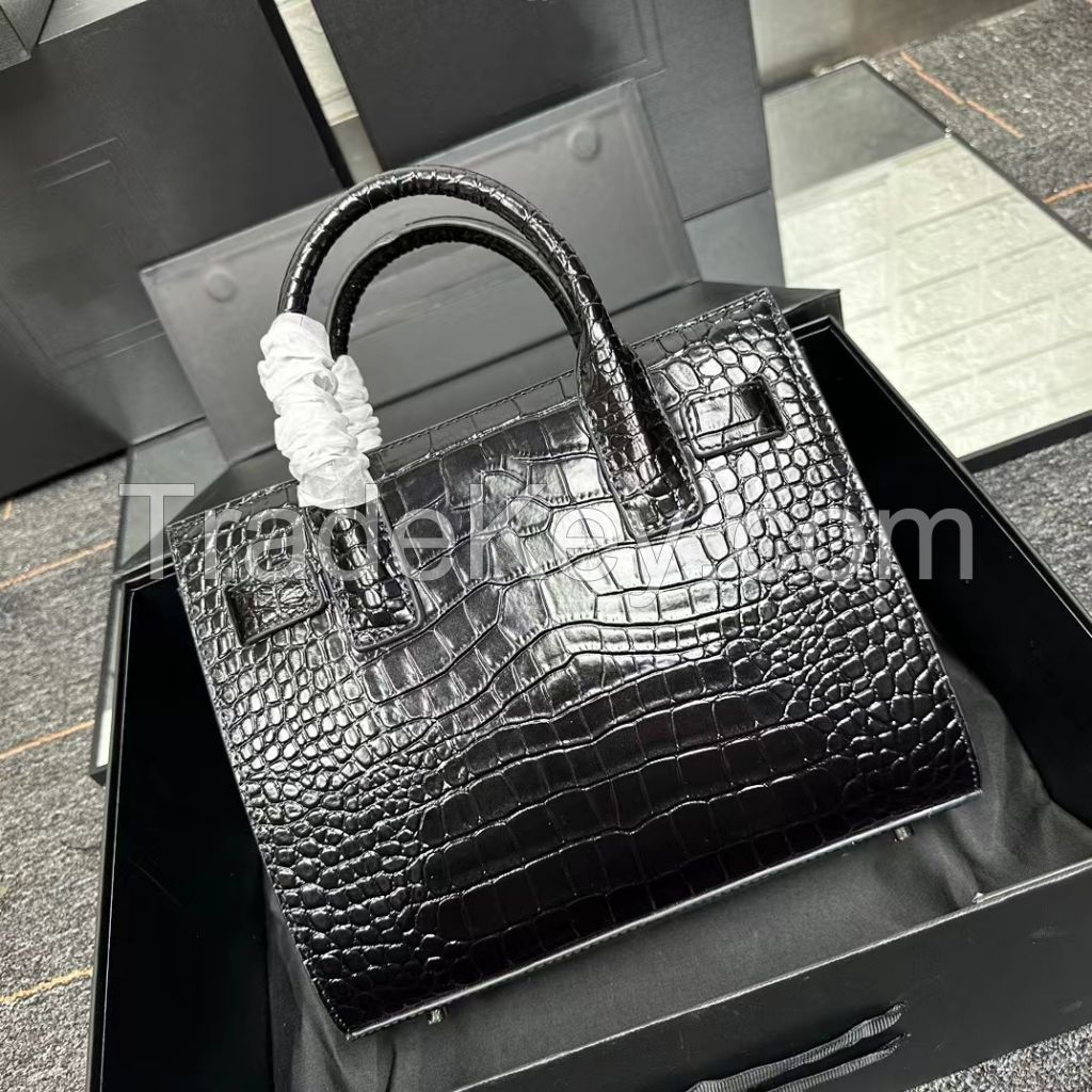 2024 new designerÃï¿½ÃÂ fashion high-end genuine leather lady tote