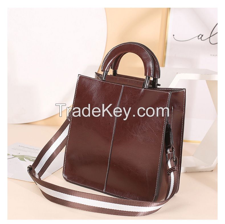 2024 Spring New Korean Edition Women's Bag Large Capacity Tote Bag Fashionable and Simple One Shoulder for Work and Commuting Inclined shoulder bag