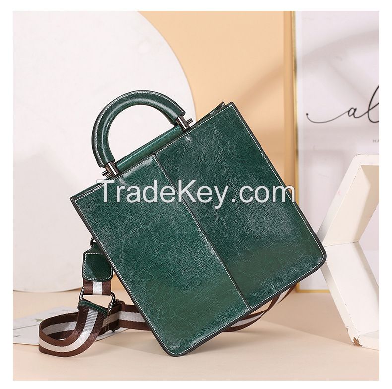 2024 Spring New Korean Edition Women's Bag Large Capacity Tote Bag Fashionable and Simple One Shoulder for Work and Commuting Inclined shoulder bag