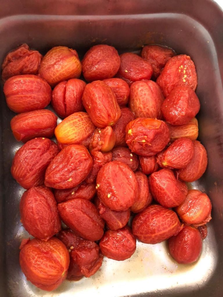 Whole peeled Tomatoes