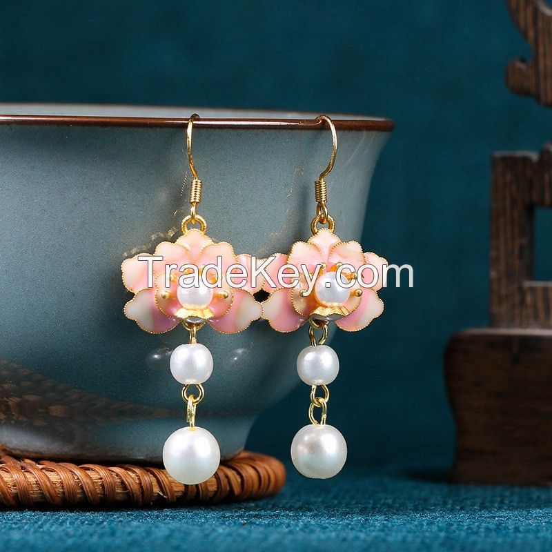 Enamel craft earrings