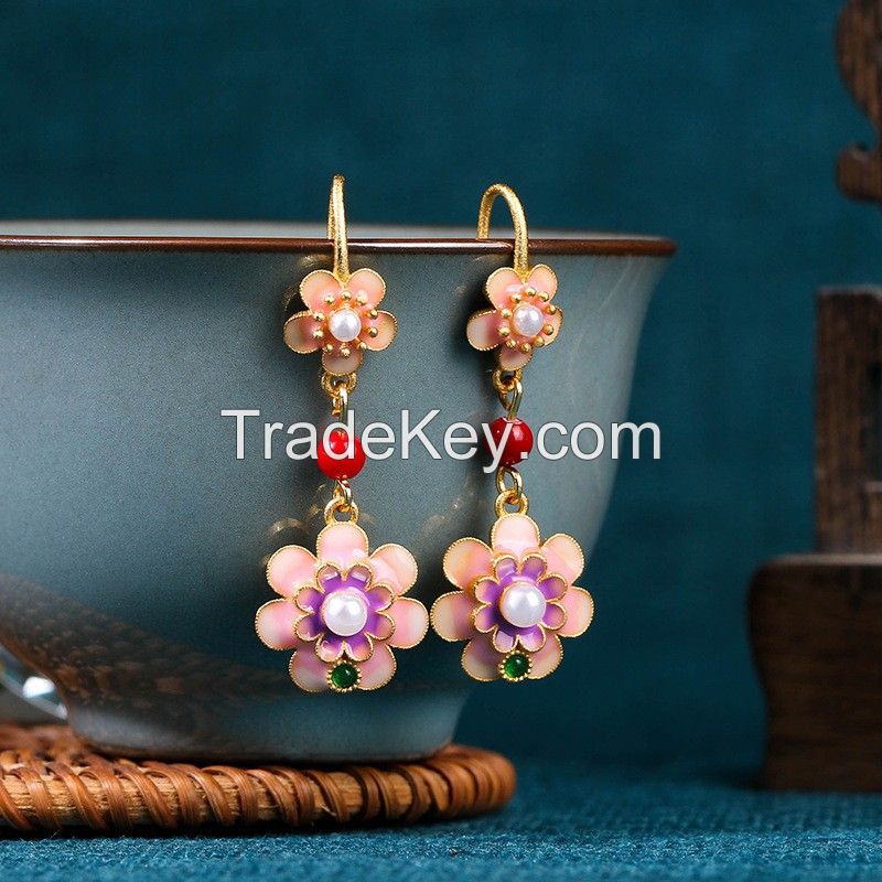 Enamel craft earrings