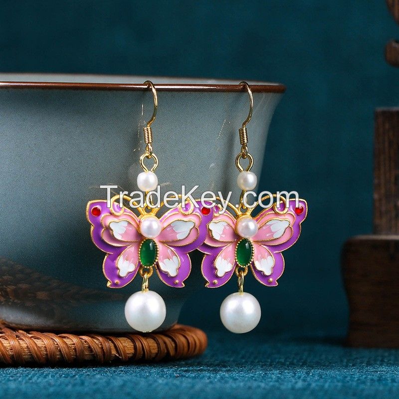 Enamel craft earrings