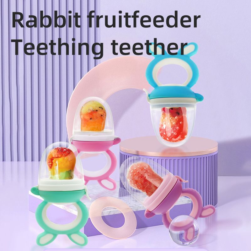 Baby fruit feeder