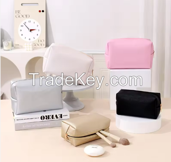 plain cosmetic bags