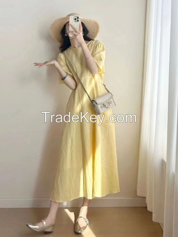 2024 summer new tea break French temperament high-grade sense of small super Sensen department beautiful yellow dress female