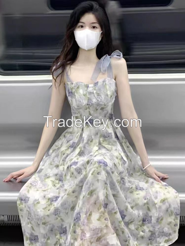 Floral halter dress sub French Fairy design sense of small fashion long dress summer 2024 new summer women's wear