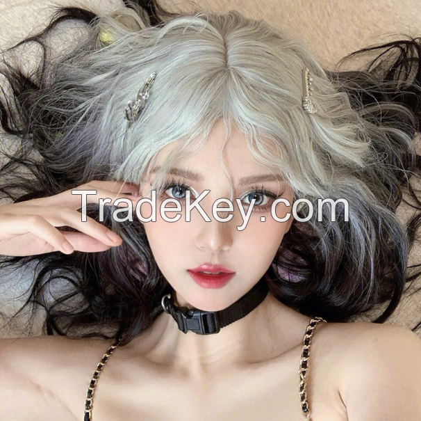 Halloween wig women's long wavy Gothic style wig