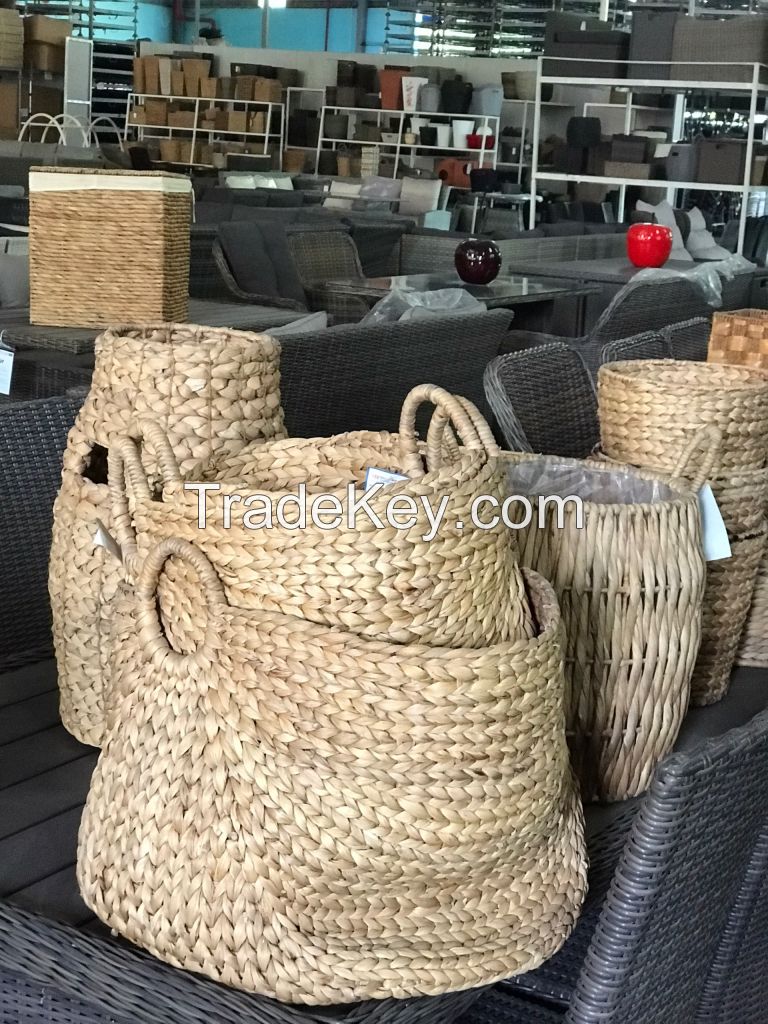 Water hyacinth basket with diversity of shapes