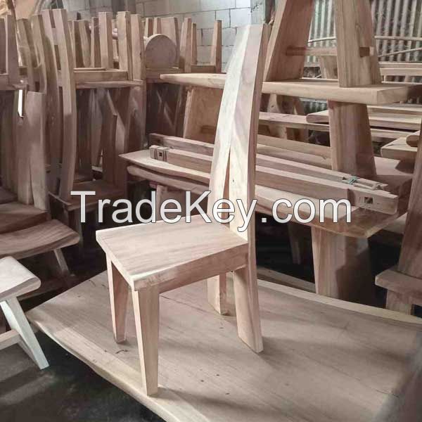 Trembesi Dining Chair With Model A