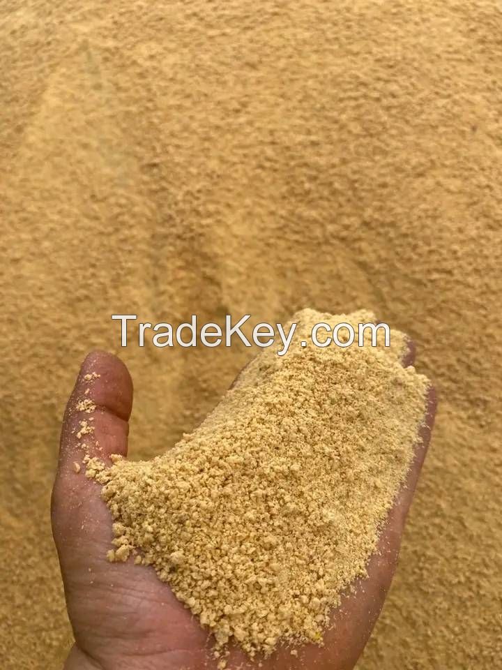 ANIMAL FEED,SOYBEANS MEAL,ALFALFAA HAY,FISH MEAL , FERTILE EGGS , TABLE EGGS ,RICE BRAN , CHICKEN FEED